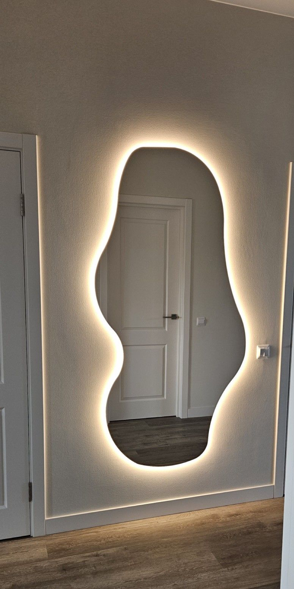 Espelho LED Modelo Bruna - Espelhos Orgânicos LED